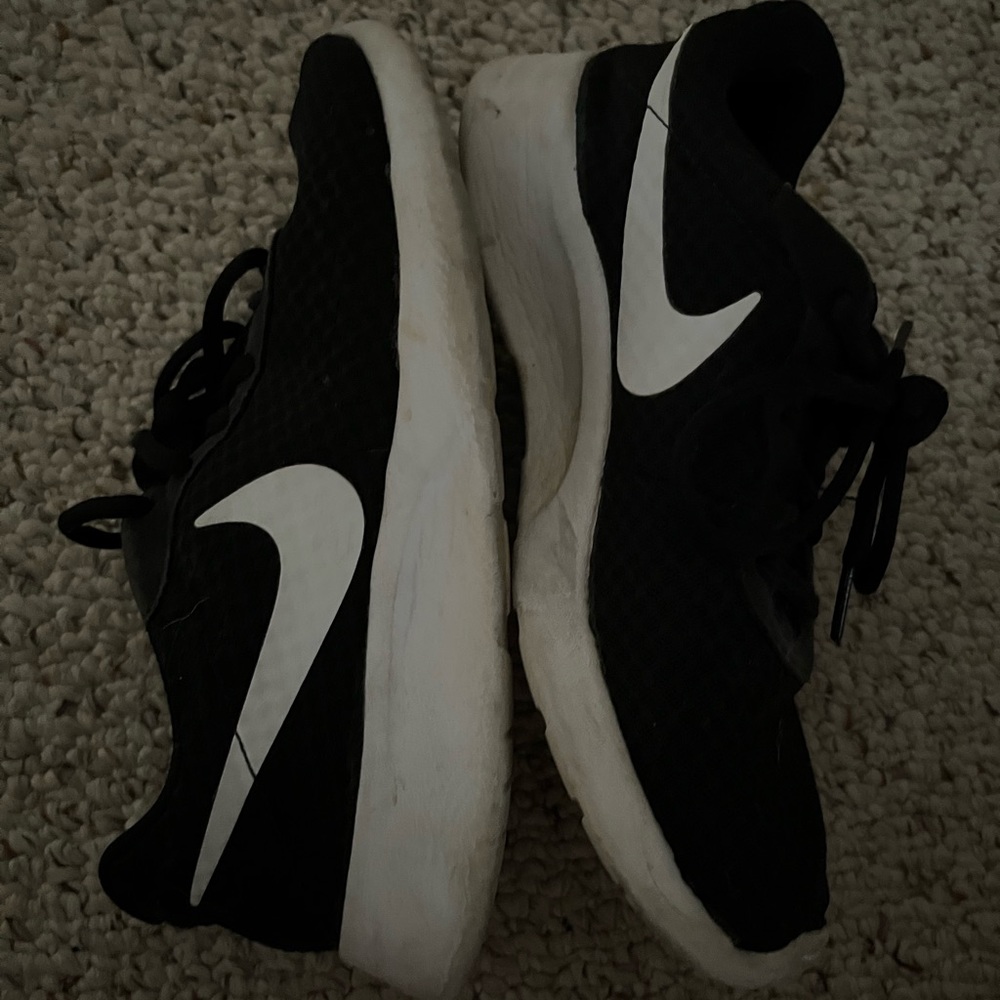 tanjun nike shoes